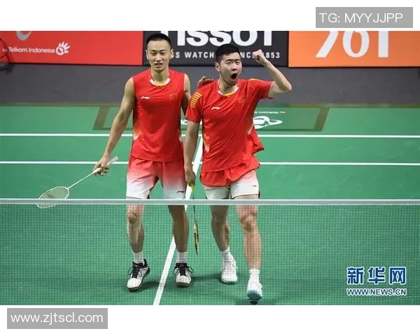 成都羽毛球队与杭州羽毛球队速度对决赛后分析与战术总结 成都羽毛球队与杭州羽毛球队速度对决赛后分析与战术总结