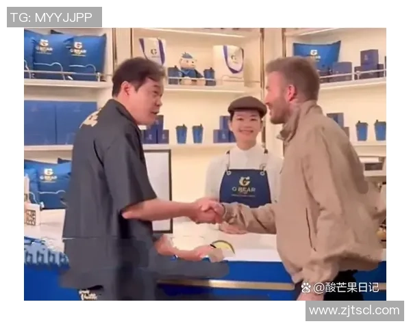 足球明星与路人偶遇的搞笑瞬间引发热议视频分享